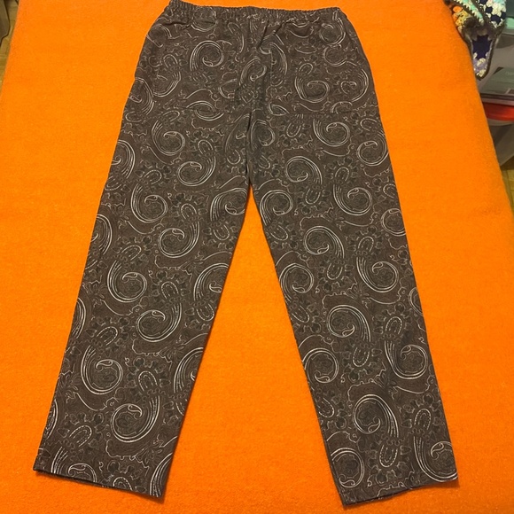 Zara burgundy and brown paisley high rise pajama style pants NWT - Picture 10 of 10